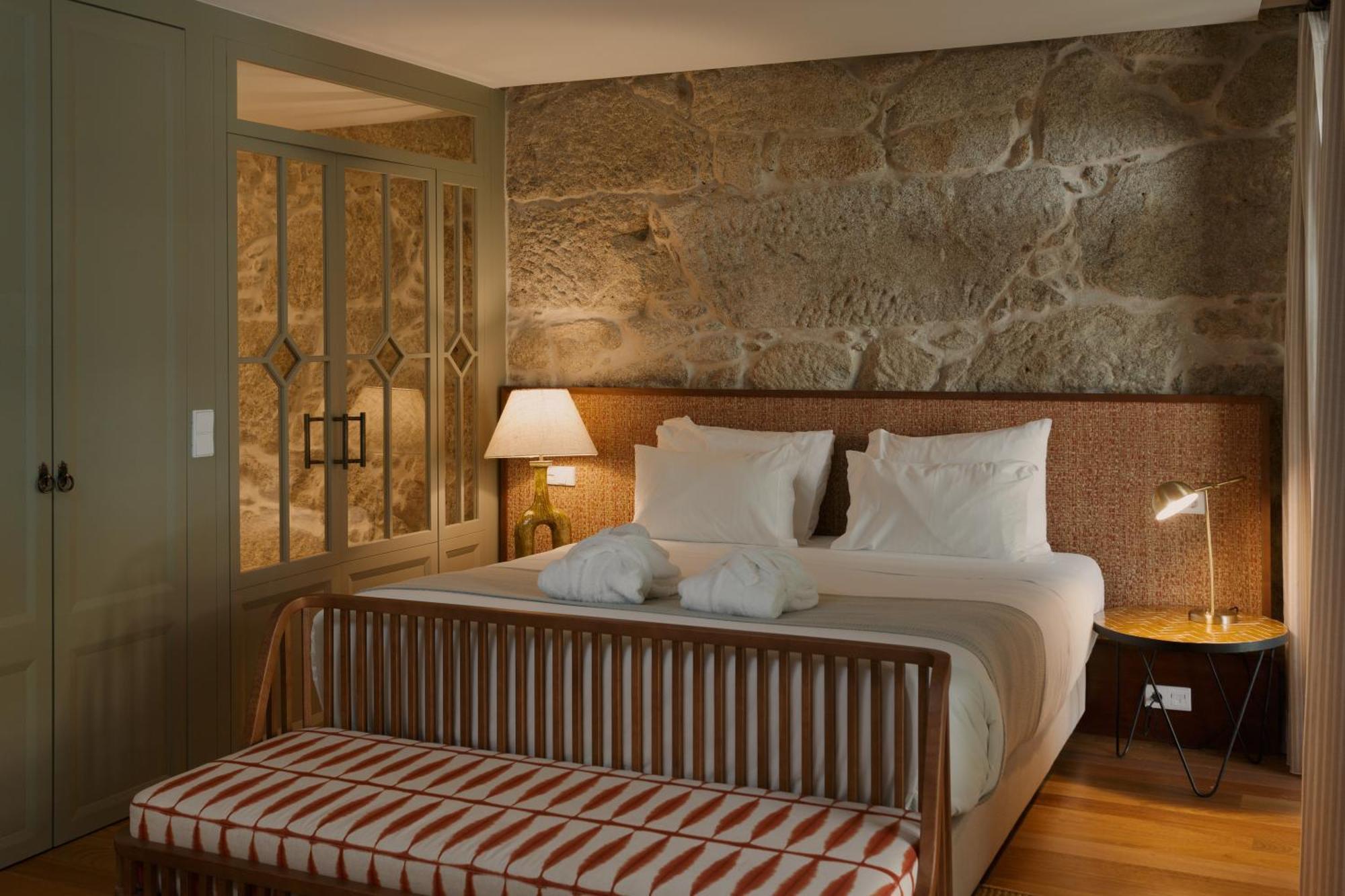 Torel Saboaria Porto Buitenkant foto A bedroom at the hotel